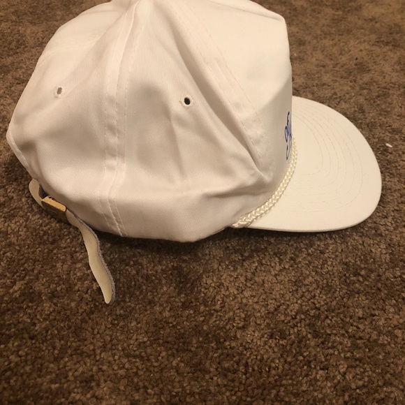 Vintage-style Hat - Picture 3 of 6